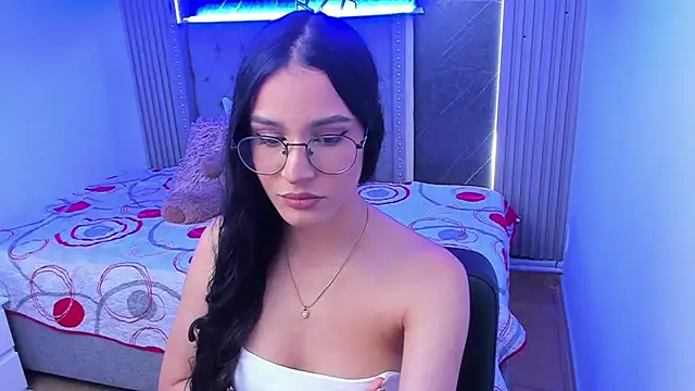 Susieeve online show from February 19, 2025, 9:03 pm