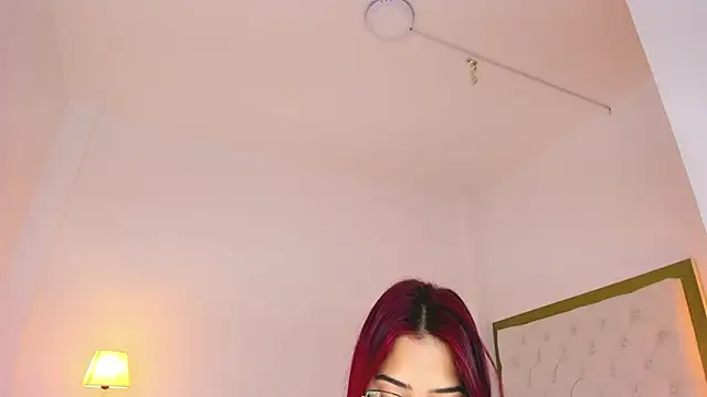 SofiaBosch online show from May 12, 2026, 1:46 am