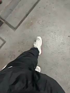 Snapshot of romanhrdcore chatting on December 23, 2024, 4:39 pm romanhrdcore online show from December 23, 2024, 4:39 pm