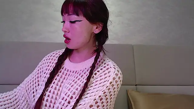 MiaRie online show from October 13, 2025, 4:58 am