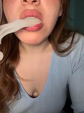 AgnesCampp online show from September 15, 2025, 10:21 pm