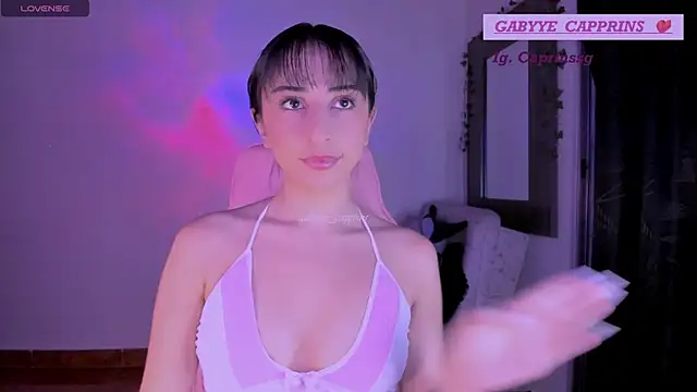 gabyye capprins online show from April 27, 2026, 1:25 am