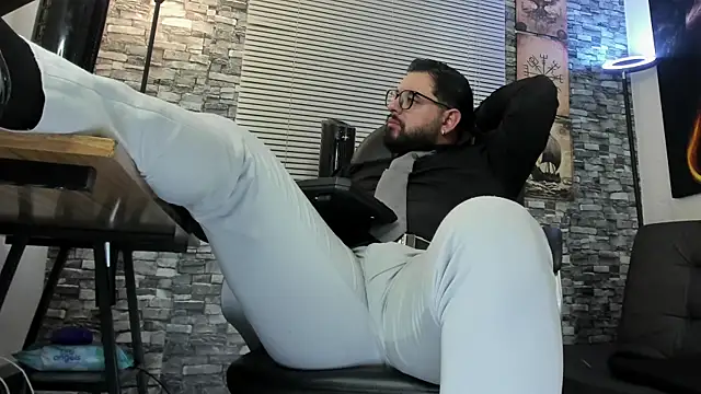 Ethan Castellano online show from July 6, 2026, 9:50 pm