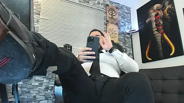 Snapshot of Ethan_Castellano chatting on June 14, 2026, 10:00 pm Ethan Castellano online show from June 14, 2026, 10:00 pm