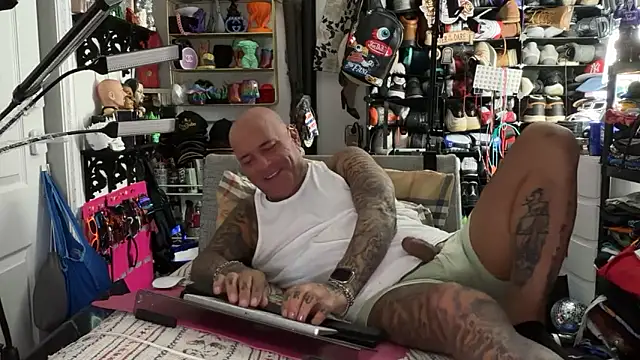 Snapshot of joeytatts66 chatting on June 22, 2026, 3:58 am joeytatts66 online show from June 22, 2026, 3:58 am