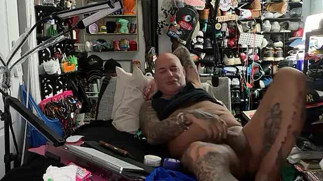 joeytatts66 online show from July 2, 2026, 3:23 am