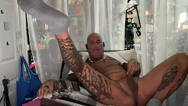 joeytatts66 online show from July 24, 2026, 1:34 am