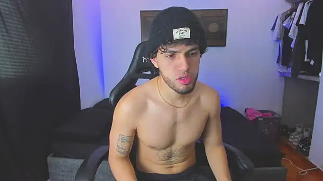 daddy jhons online show from September 23, 2025, 3:52 pm