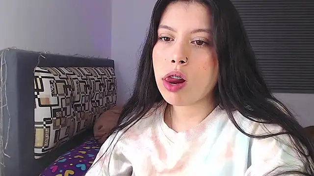 iam emy online show from October 3, 2025, 12:14 am