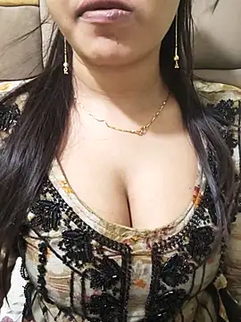 Snapshot of Sania-Love chatting on June 22, 2026, 2:50 am Sania-Love online show from June 22, 2026, 2:50 am