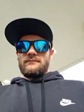 Snapshot of Spunwhiteboy1992 chatting on March 21, 2026, 1:48 pm Spunwhiteboy1992 online show from March 21, 2026, 1:48 pm