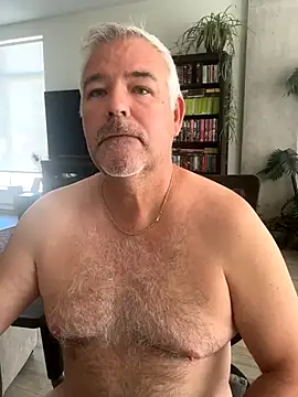 aarosteev2 online show from September 17, 2025, 2:08 pm