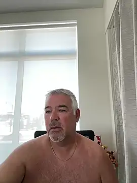 aarosteev2 online show from February 5, 2025, 5:53 pm