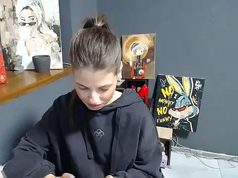 felicity gold online show from February 17, 2026, 7:27 am