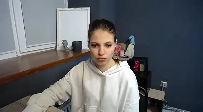 felicity gold online show from March 14, 2025, 7:37 am