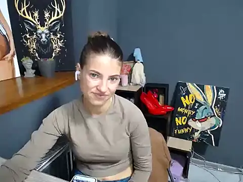 felicity gold online show from September 17, 2025, 6:26 am