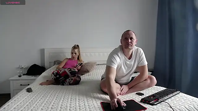 Snapshot of DonorDi chatting on February 13, 2026, 9:53 am DonorDi online show from February 13, 2026, 9:53 am