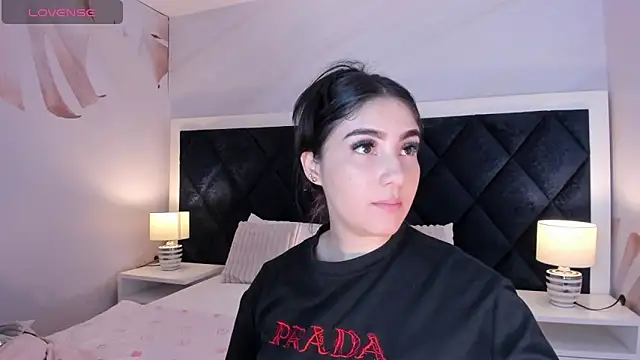 Belliinda 21 online show from April 28, 2026, 7:18 pm