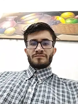 Loggan donnelly online show from May 28, 2026, 1:24 am