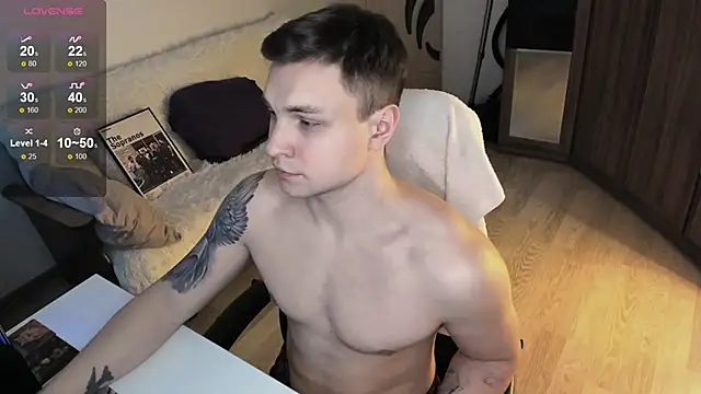 handsome guy01 online show from October 1, 2025, 10:20 am