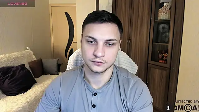 handsome guy01 online show from October 30, 2025, 6:38 pm