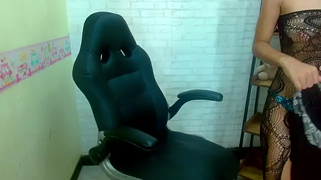 Angelica Sunn online show from December 13, 2024, 7:43 pm