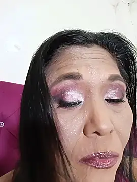 tiffany Bitch online show from July 16, 2026, 12:40 am