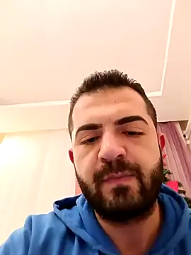 Snapshot of cshn001 chatting on December 8, 2024, 8:58 pm cshn001 online show from December 8, 2024, 8:58 pm