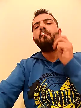 Snapshot of cshn001 chatting on December 9, 2024, 6:46 pm cshn001 online show from December 9, 2024, 6:46 pm