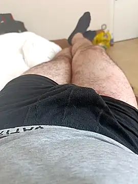 Snapshot of cshn001 chatting on March 19, 2025, 8:45 am cshn001 online show from March 19, 2025, 8:45 am