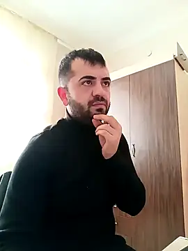 Snapshot of cshn001 chatting on December 4, 2024, 10:29 am cshn001 online show from December 4, 2024, 10:29 am