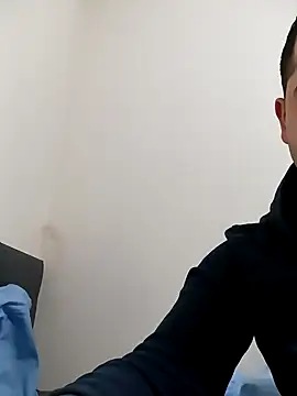 Snapshot of cshn001 chatting on February 13, 2025, 9:17 pm cshn001 online show from February 13, 2025, 9:17 pm