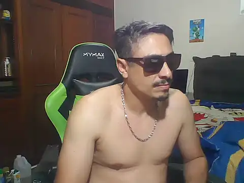 SOLESFETISHBR online show from September 17, 2025, 11:40 pm