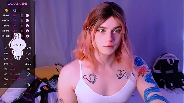 Alice Hells online show from October 23, 2025, 5:50 am