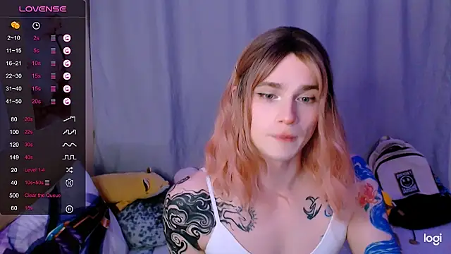 Alice Hells online show from April 28, 2026, 4:11 pm