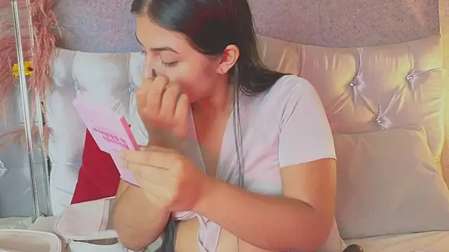 Snapshot of GABYTAYLOR_ chatting on March 20, 2026, 3:57 pm GABYTAYLOR online show from March 20, 2026, 3:57 pm