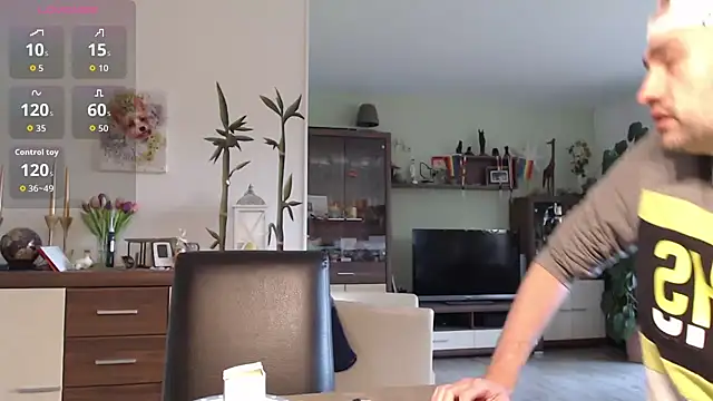 xxJANI2xx online show from April 6, 2026, 6:03 am