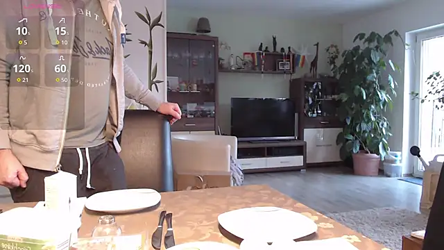 xxJANI2xx online show from January 11, 2026, 7:48 am