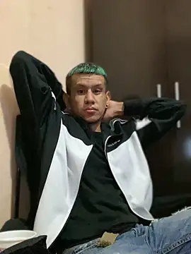 oiram27 online show from February 20, 2025, 7:08 pm