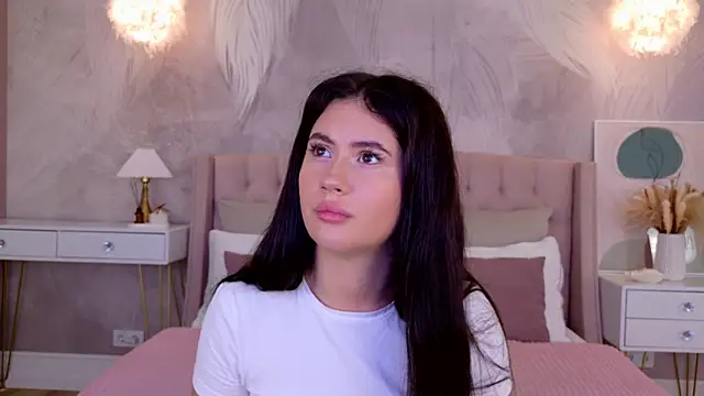 Snapshot of milaleoneli chatting on July 14, 2026, 3:07 pm milaleoneli online show from July 14, 2026, 3:07 pm