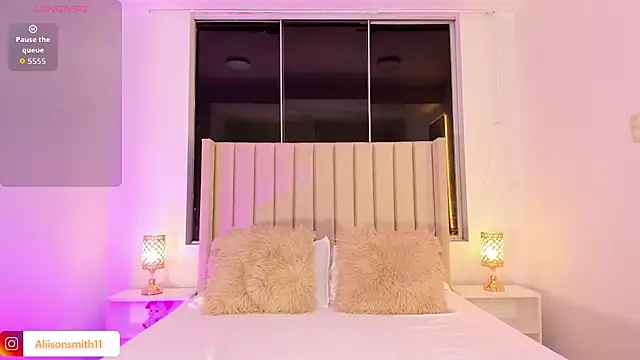 Aliison Smith online show from September 15, 2025, 3:07 am