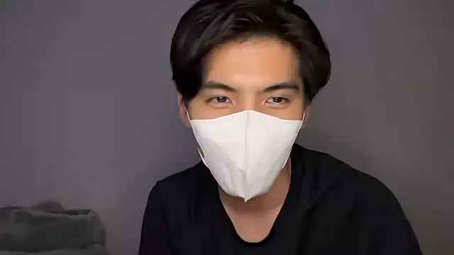 Lio kun online show from October 8, 2025, 1:12 pm