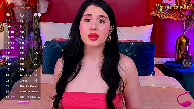 Mayzzie online show from May 5, 2026, 7:17 pm