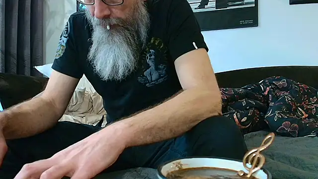 Snapshot of Kingsscepter chatting on February 11, 2026, 4:29 pm Kingsscepter online show from February 11, 2026, 4:29 pm