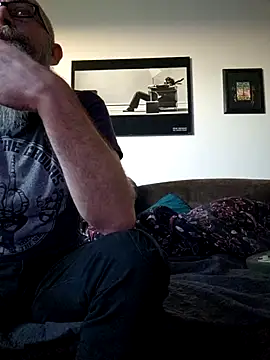 Snapshot of Kingsscepter chatting on March 5, 2026, 4:58 pm Kingsscepter online show from March 5, 2026, 4:58 pm