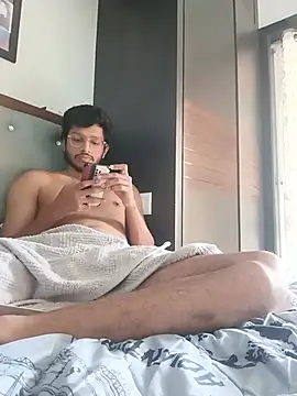 skinnyyyyyyyyy online show from July 24, 2026, 6:31 am