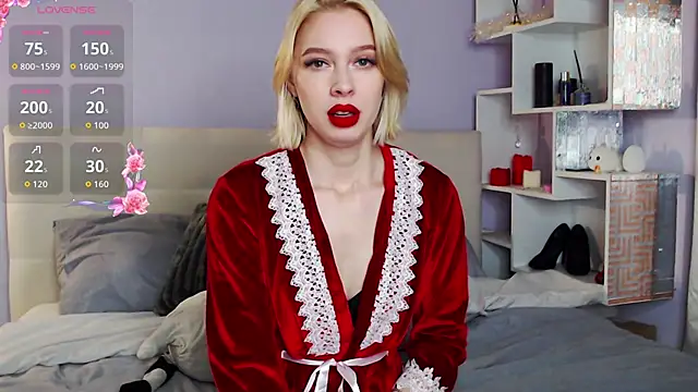 White Lioness online show from December 22, 2025, 2:17 pm