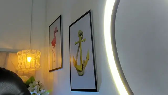 Snapshot of naomiii__ chatting on March 12, 2026, 11:36 am naomiii online show from March 12, 2026, 11:36 am