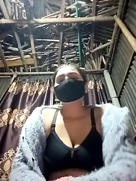 HenaAra online show from February 6, 2025, 5:40 pm