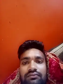 Snapshot of Surajpuja79 chatting on April 5, 2026, 7:15 am Surajpuja79 online show from April 5, 2026, 7:15 am